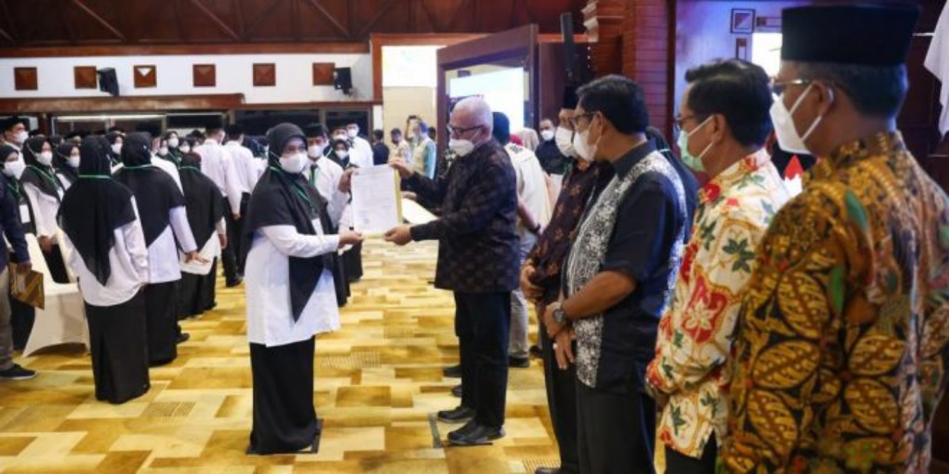 foto 01 - Penyerahan SK PPPK formasi 2021