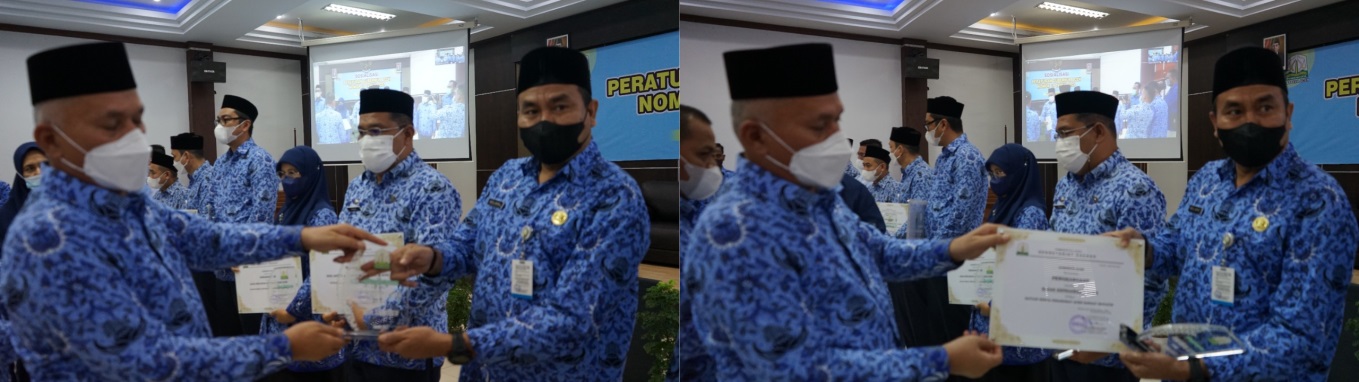 foto 02 - penghargaan skpa sangat inovatif utk BKA